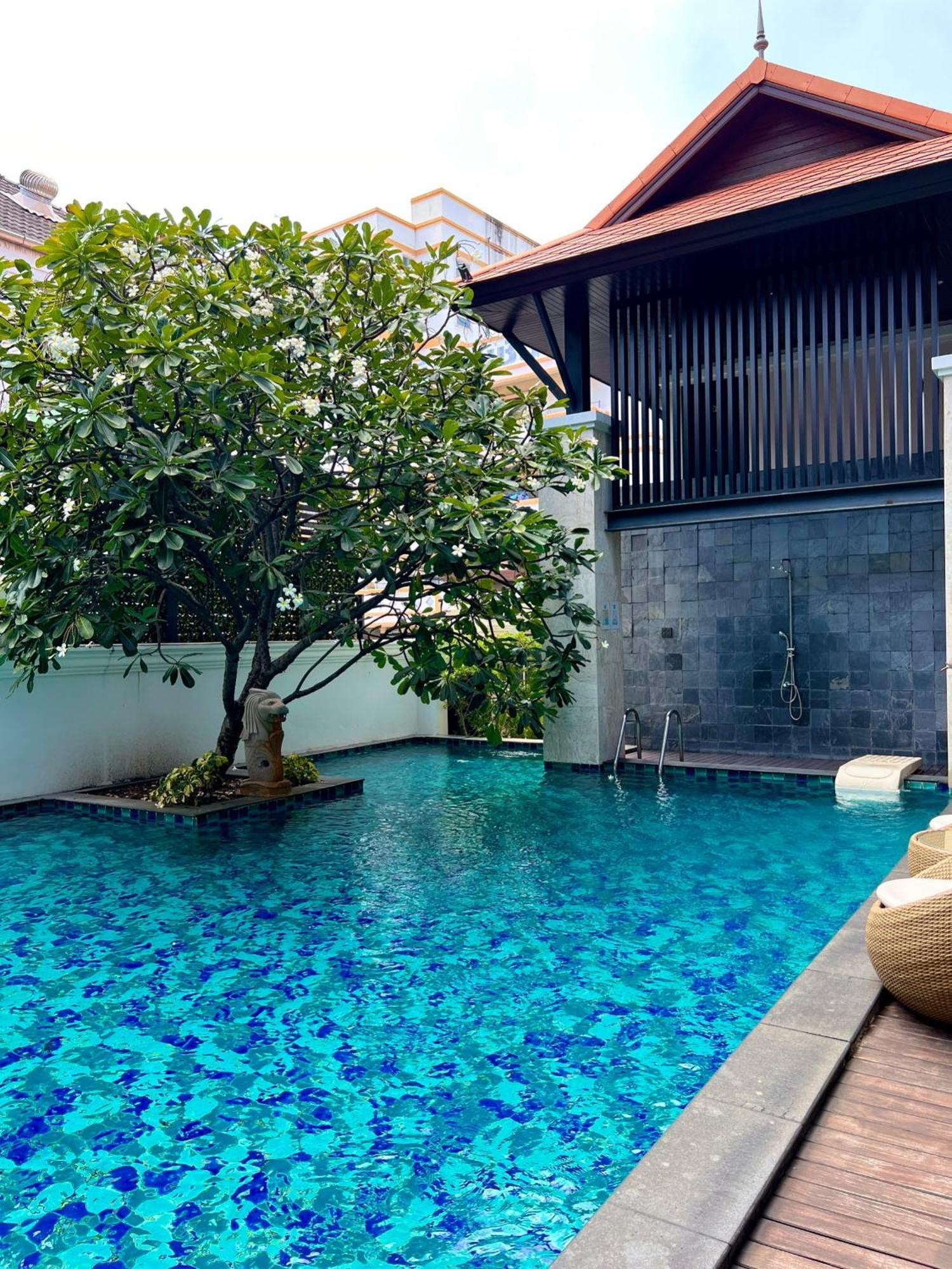 Yotaka Bangkok Hotel Esterno foto