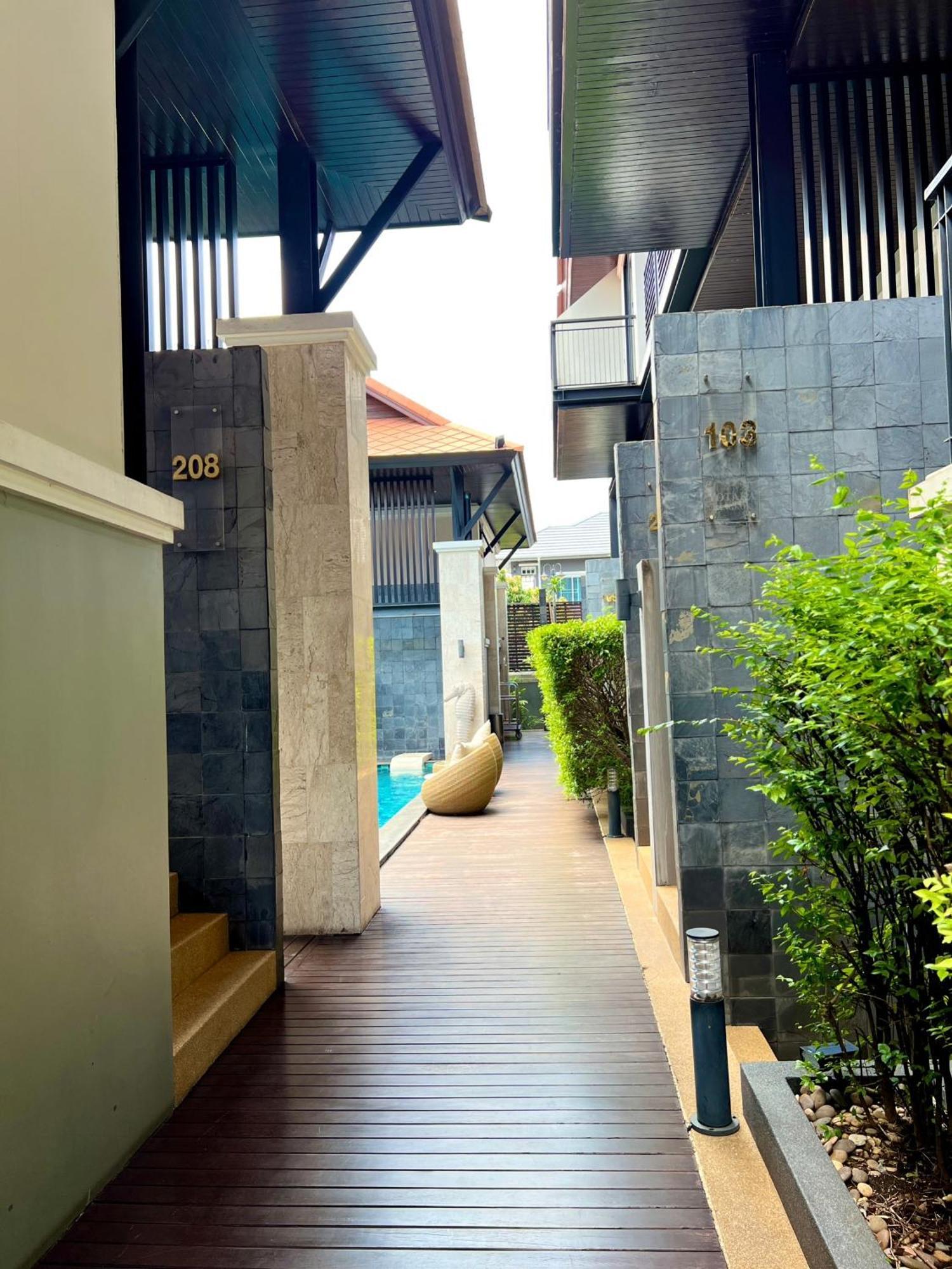 Yotaka Bangkok Hotel Esterno foto