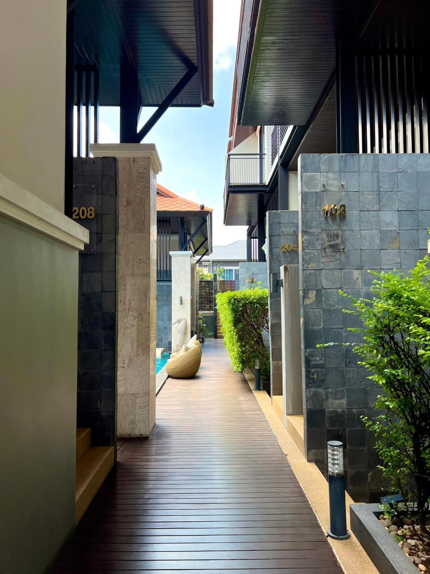 Yotaka Bangkok Hotel Esterno foto