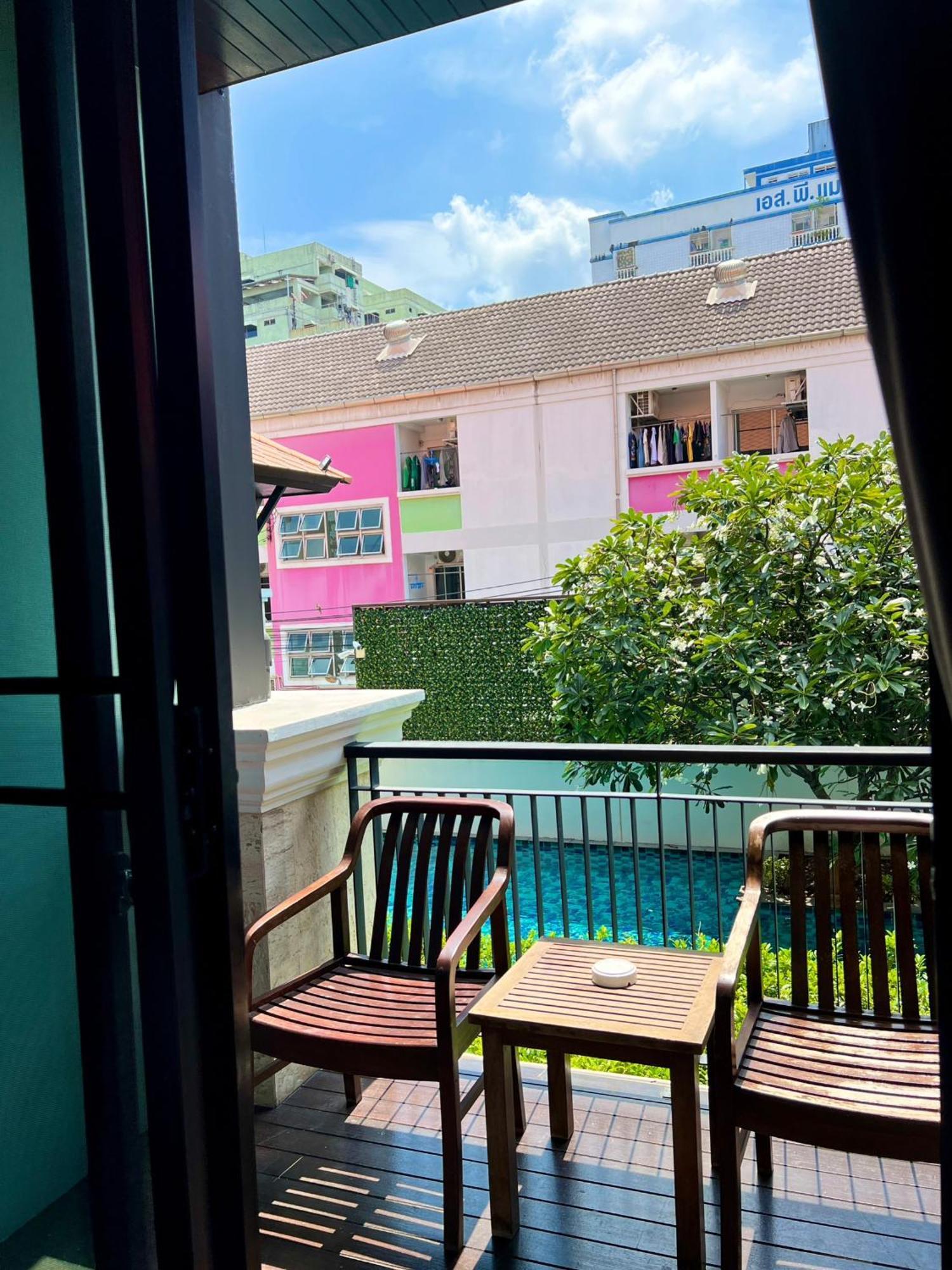 Yotaka Bangkok Hotel Esterno foto