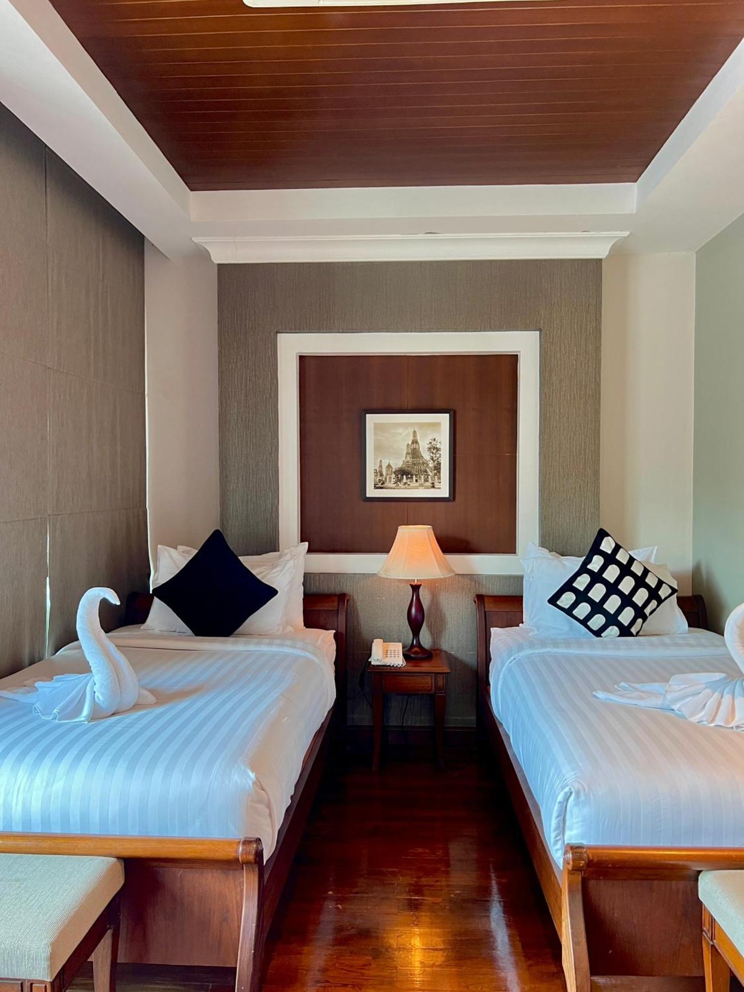 Yotaka Bangkok Hotel Esterno foto