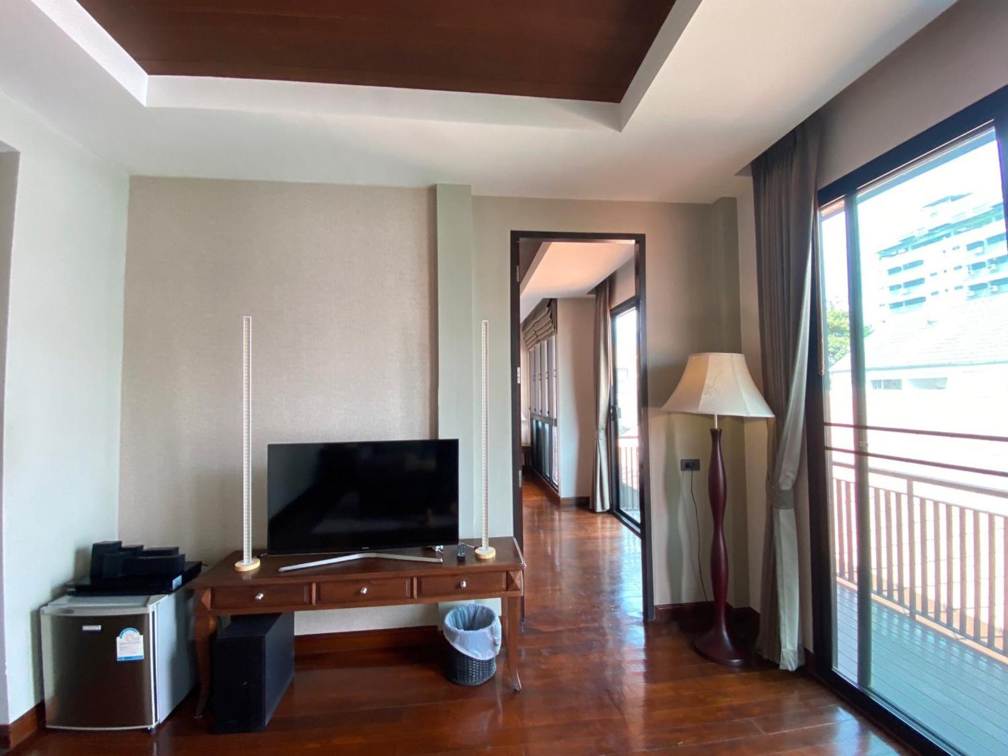 Yotaka Bangkok Hotel Esterno foto